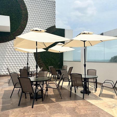 River View Suites กวายากิล ภายนอก รูปภาพ